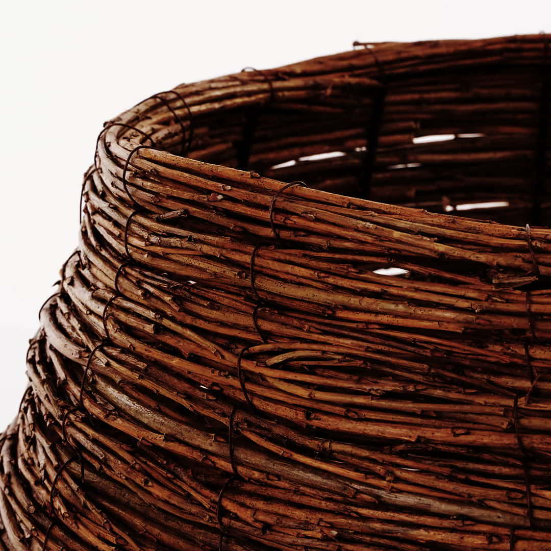 Prútený košík na stojan pod vianočný stromček tmavo hnedý detail vrch | záhradníctvo garden team Prútený košík na stojan pod vianočný stromček tmavo hnedý detail vrch