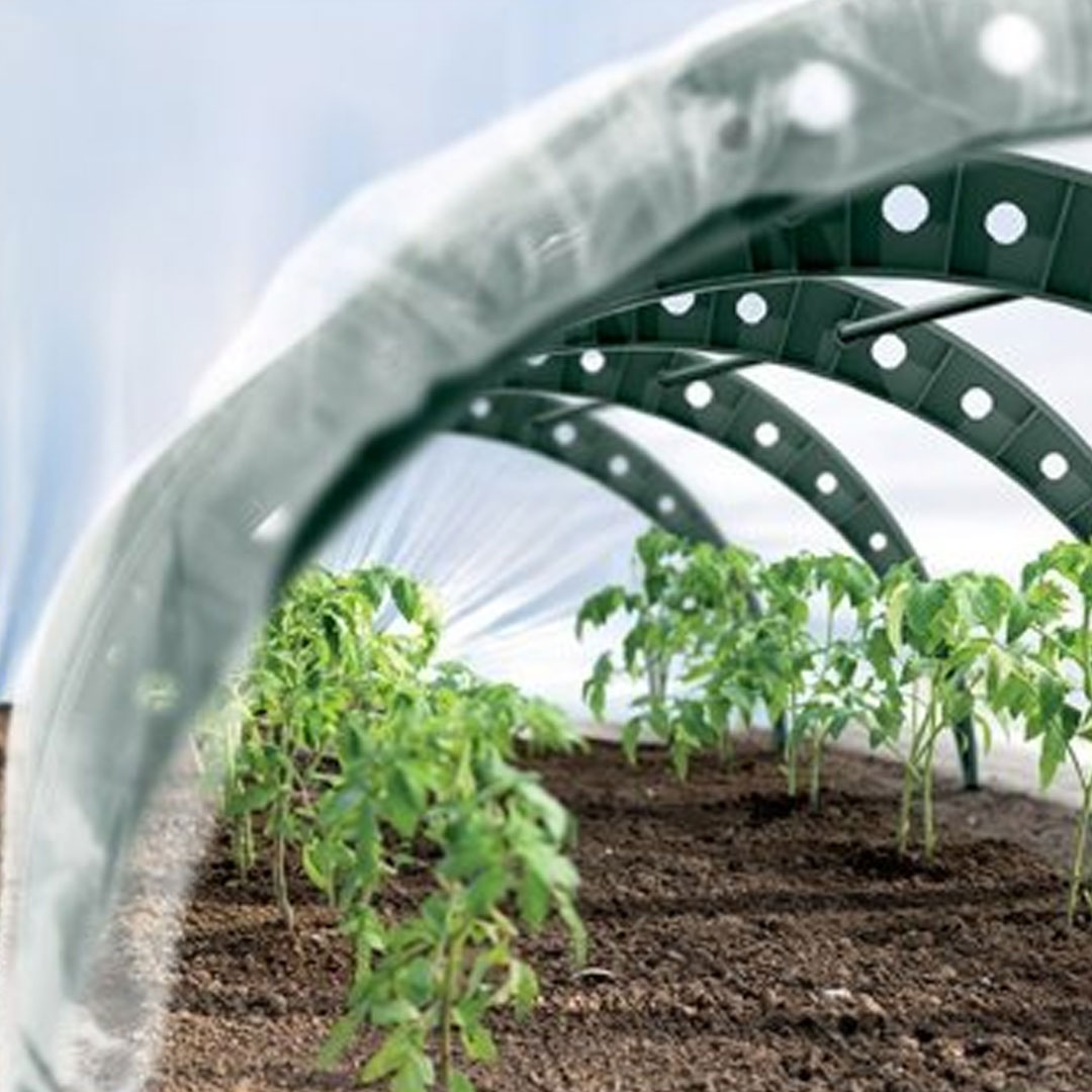 Záhradný fóliovník floo tunnels zvnútra | záhradníctvo garden team Záhradný fóliovník floo tunnels zvnútra